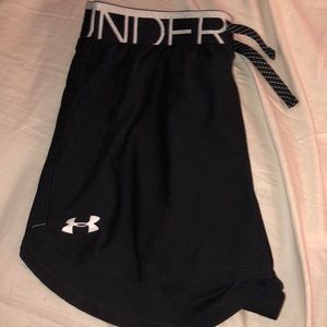 Black under Armour shorts